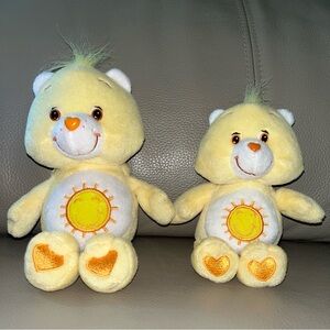 2 FUNSHINE CARE BEARS Vtg 2004/9” & 2002/7” yellow sunshine stuffed plush animal